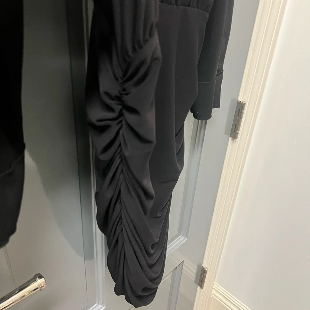 Norma Kamali Boyfriend Shirred Shirt Dress - Picture 6 of 14